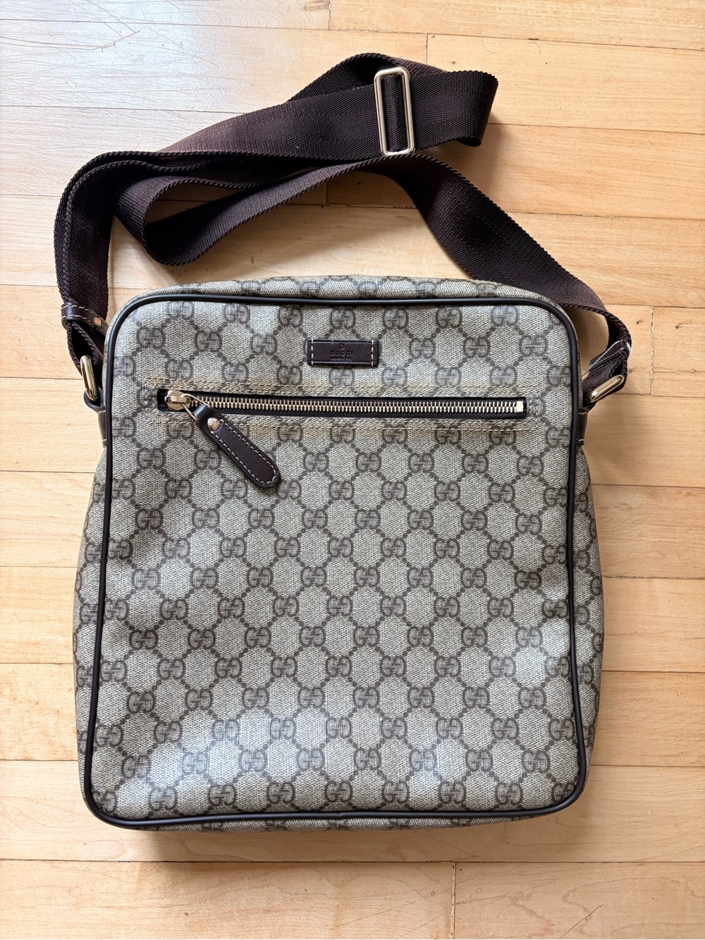 Gucci GG Supreme Messenger Bag
